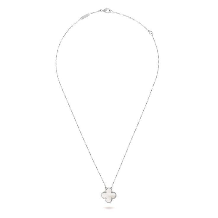 قلادة van cleef medium