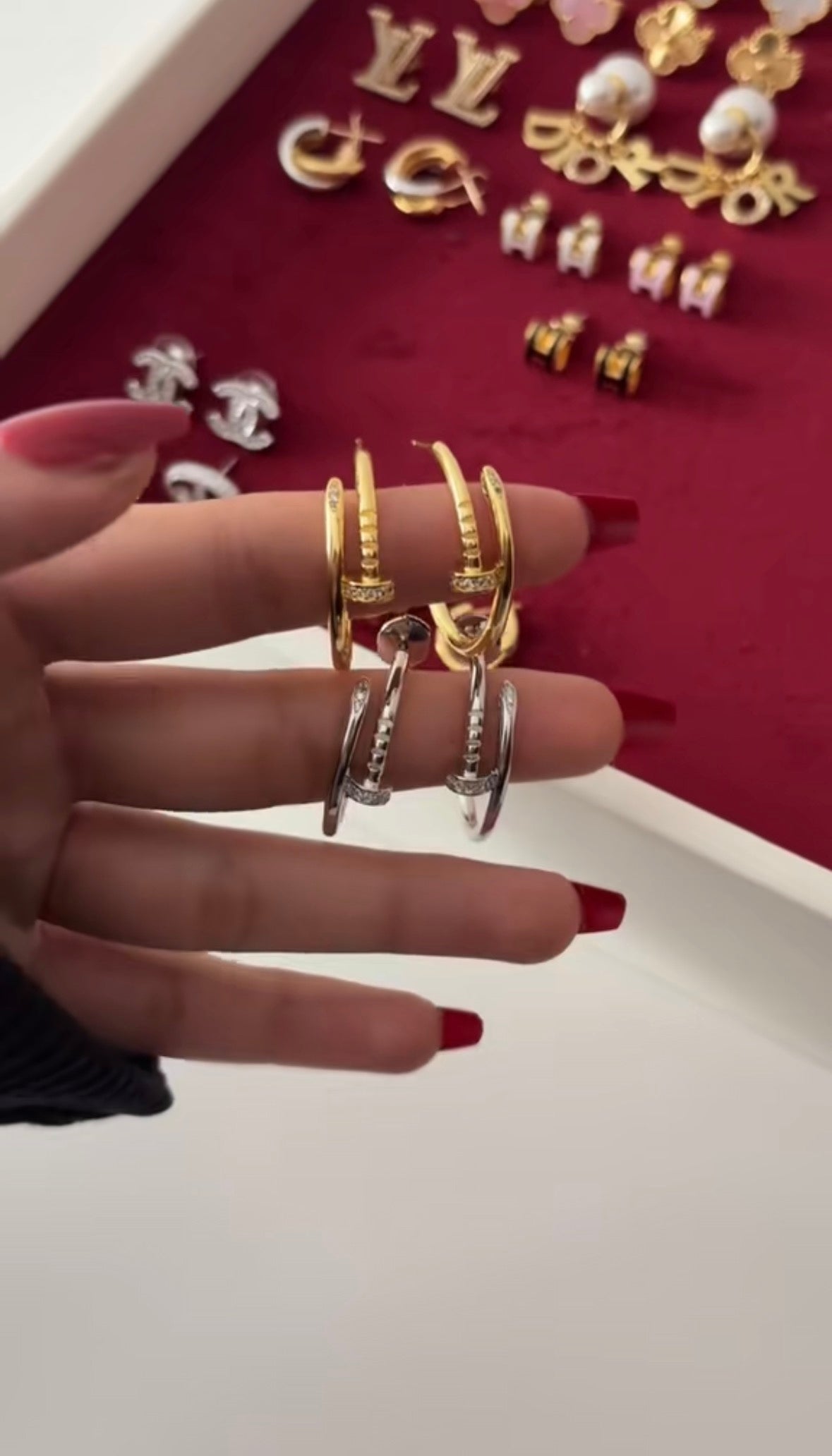 تراجي مسمار Cartier